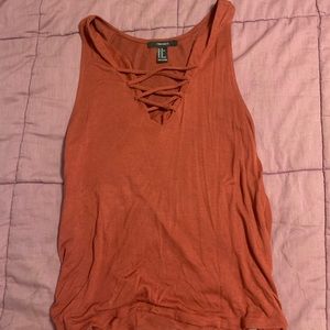 Cross cross flowy tank top